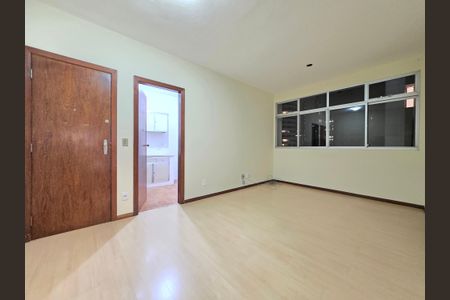 Sala  de apartamento à venda com 2 quartos, 70m² em Funcionários, Belo Horizonte