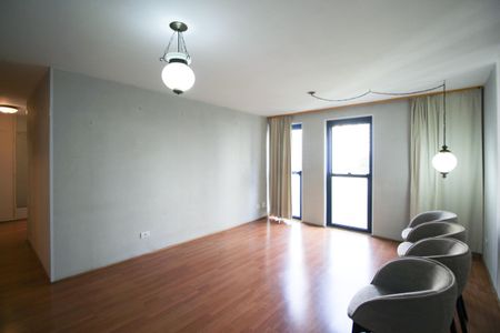 Sala de apartamento para alugar com 2 quartos, 82m² em Moema, São Paulo