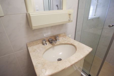 Apartamento para alugar com 82m², 2 quartos e 1 vaga Apartamento para alugar com 82m², 2 quartos e 1 vagaBanheiro