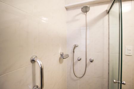 Apartamento para alugar com 82m², 2 quartos e 1 vaga Apartamento para alugar com 82m², 2 quartos e 1 vagaBanheiro