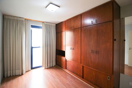 Apartamento para alugar com 82m², 2 quartos e 1 vaga Apartamento para alugar com 82m², 2 quartos e 1 vagaQuarto 2