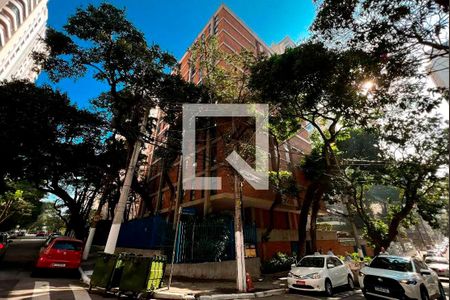 Apartamento para alugar com 82m², 2 quartos e 1 vaga Apartamento para alugar com 82m², 2 quartos e 1 vagaFachada