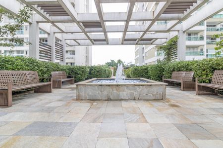 Apartamento à venda com 86m², 2 quartos e 1 vagaÁrea comum