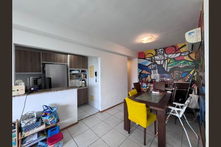 Apartamento à venda com 86m², 2 quartos e 1 vagaSala