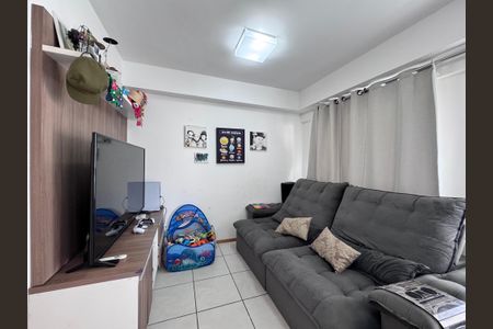 Apartamento à venda com 86m², 2 quartos e 1 vagaSala