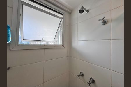 Apartamento à venda com 86m², 2 quartos e 1 vagaSuíte - Banheiro
