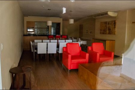 Apartamento à venda com 86m², 2 quartos e 1 vagaÁrea comum