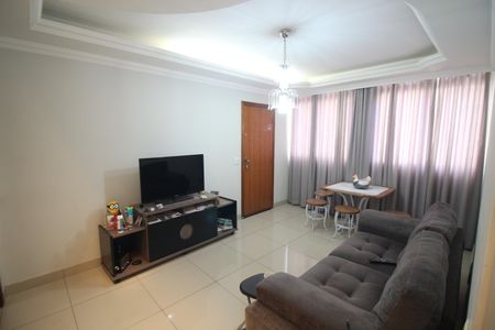 Sala de apartamento à venda com 3 quartos, 63m² em Novo Eldorado, Contagem