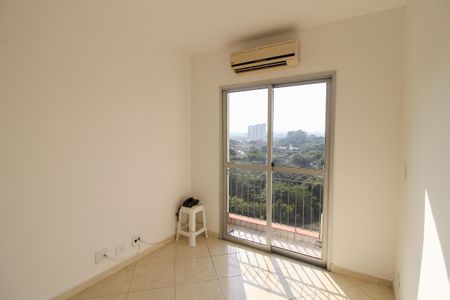 Sala de apartamento para alugar com 2 quartos, 54m² em Rio Pequeno, São Paulo