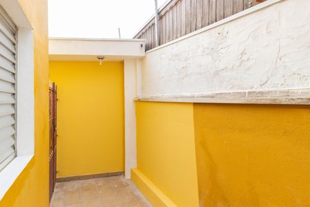 Quarto 1 - Vista de casa para alugar com 2 quartos, 80m² em Vila Palmeiras, São Paulo