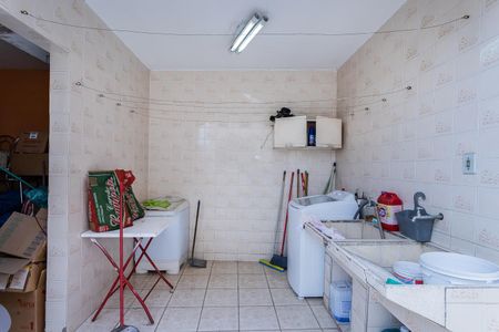 Casa à venda com 98m², 4 quartos e 2 vagasÁrea de Serviço