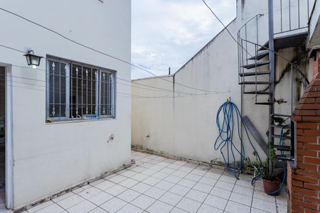Casa à venda com 98m², 4 quartos e 2 vagasQuintal