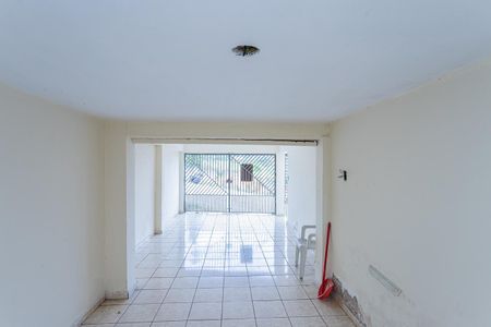 Casa à venda com 98m², 4 quartos e 2 vagasGaragem
