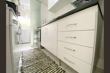 Apartamento à venda com 84m², 3 quartos e 2 vagasCozinha
