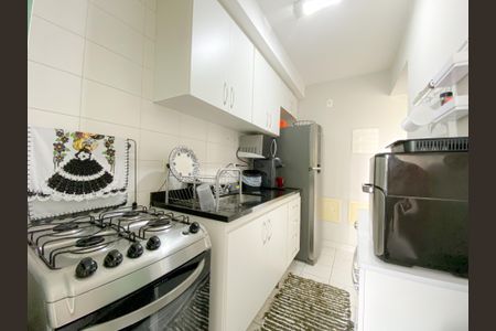 Apartamento à venda com 84m², 3 quartos e 2 vagasCozinha