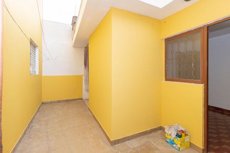 Casa para alugar com 30m², 1 quarto e sem vaga Casa para alugar com 30m², 1 quarto e sem vagaQuintal
