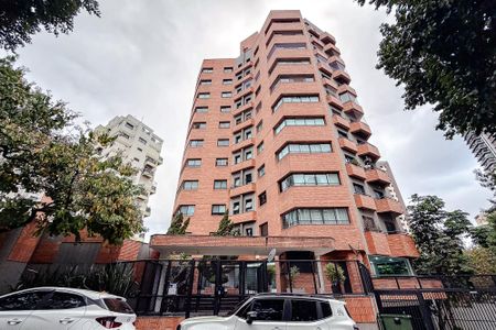 Apartamento à venda com 124m², 3 quartos e 2 vagasFachada - Plaquinha