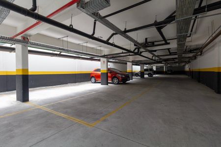 Apartamento à venda com 32m², 2 quartos e 1 vaga Apartamento à venda com 32m², 2 quartos e 1 vagaGaragem