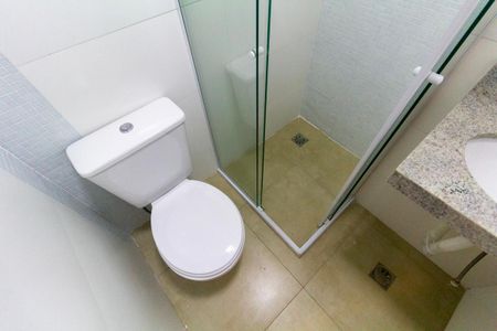 Apartamento à venda com 32m², 2 quartos e 1 vaga Apartamento à venda com 32m², 2 quartos e 1 vagaBanheiro
