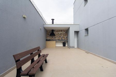 Apartamento à venda com 32m², 2 quartos e 1 vaga Apartamento à venda com 32m², 2 quartos e 1 vagaÁrea comum - Churrasqueira