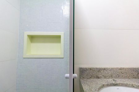 Apartamento à venda com 32m², 2 quartos e 1 vaga Apartamento à venda com 32m², 2 quartos e 1 vagaBanheiro