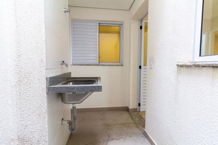 Apartamento à venda com 32m², 2 quartos e 1 vaga Apartamento à venda com 32m², 2 quartos e 1 vagaÁrea de Serviço