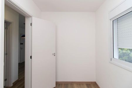Quarto 1 de apartamento para alugar com 2 quartos, 42m² em Vila Mazzei, São Paulo