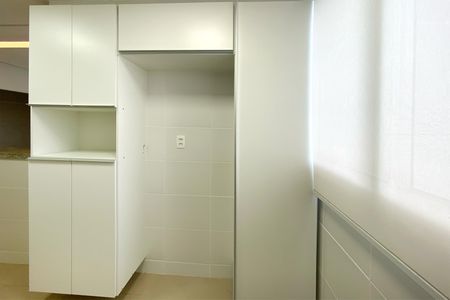 Apartamento para alugar com 70m², 2 quartos e 2 vagasÁrea de Serviço
