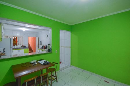 Casa para alugar com 162m², 3 quartos e 2 vagas