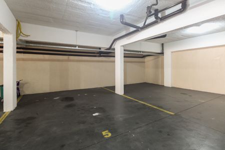 Casa de condomínio à venda com 55m², 2 quartos e 1 vagaCondomínio - Garagem 