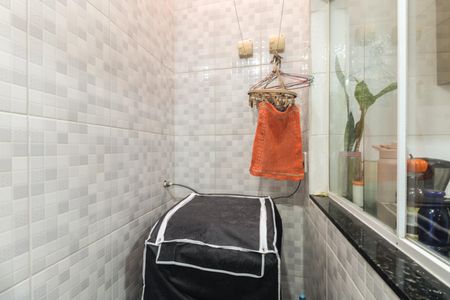 Casa de condomínio à venda com 55m², 2 quartos e 1 vagaÁrea de Serviço 