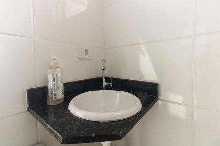 Casa de condomínio à venda com 55m², 2 quartos e 1 vagaBanheiro Suíte 1