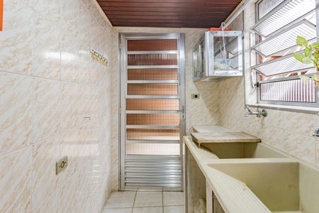 Casa para alugar com 160m², 3 quartos e sem vagaÁrea de Serviço