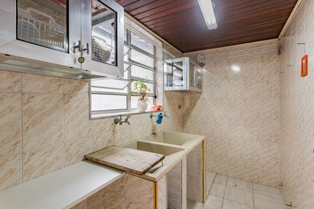 Casa para alugar com 160m², 3 quartos e sem vagaÁrea de Serviço