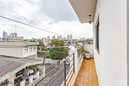 Casa para alugar com 160m², 3 quartos e sem vagaVaranda