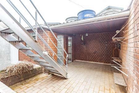Casa para alugar com 160m², 3 quartos e sem vagaQuintal