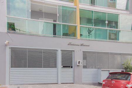 Apartamento para alugar com 43m², 2 quartos e 1 vagaFachada
