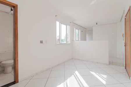 Sala de apartamento para alugar com 2 quartos, 43m² em Vila Nossa Senhora das Vitorias, Mauá