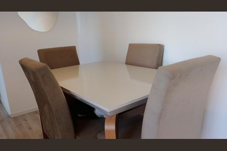 Sala de apartamento para alugar com 2 quartos, 47m² em Jardim Saude, Suzano