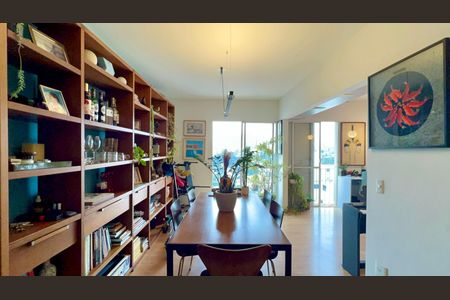 Apartamento à venda com 91m², 2 quartos e 2 vagasSala
