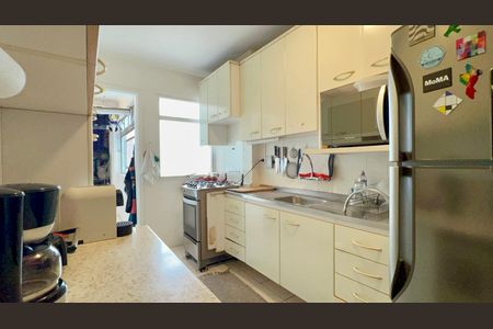 Apartamento à venda com 91m², 2 quartos e 2 vagasCozinha