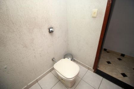 Casa à venda com 305m², 4 quartos e 7 vagasLavabo