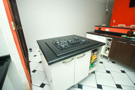 Casa à venda com 305m², 4 quartos e 7 vagasCozinha