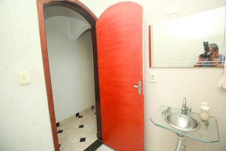 Casa à venda com 305m², 4 quartos e 7 vagasLavabo