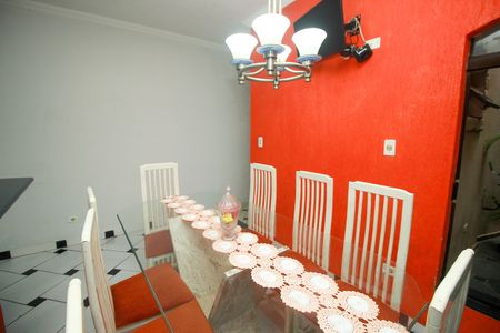 Casa à venda com 305m², 4 quartos e 7 vagasSala de Jantar