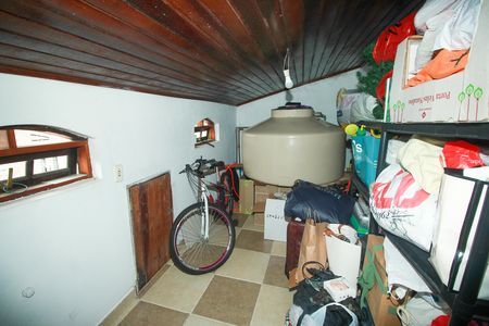 Casa à venda com 305m², 4 quartos e 7 vagasSótão