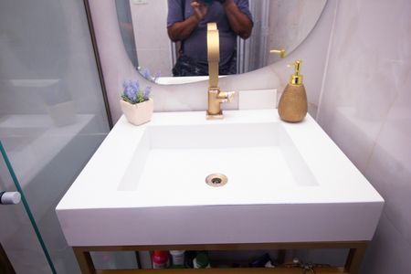 Casa à venda com 305m², 4 quartos e 7 vagasBanheiro da Suíte 2