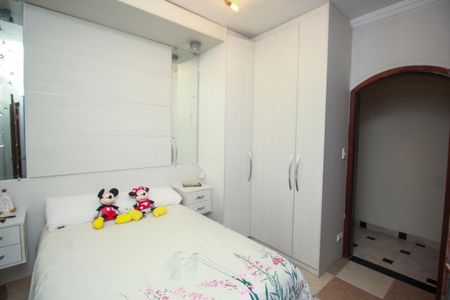 Casa à venda com 305m², 4 quartos e 7 vagasSuíte 2
