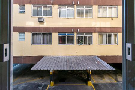 Apartamento à venda com 52m², 2 quartos e 1 vaga Apartamento à venda com 52m², 2 quartos e 1 vagaVista da Área de Serviço