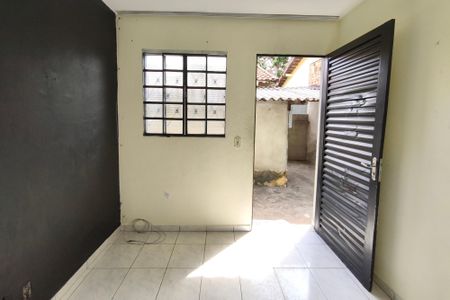 Sala de casa para alugar com 1 quarto, 40m² em Conjunto Habitacional Parque Itajai, Campinas